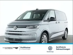 Silber Gebraucht 2023 VW Multivan Basis Van / Kleinbus | 44.990 € (Superpreis)