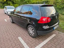 Schwarz Gebraucht 2007 VW Golf V Limousine | 3.500 € (Fairer Preis)