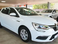 Weiß Gebraucht 2020 Renault Mégane IV Life Limousine | 11.999 € (Fairer Preis)