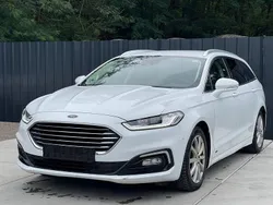 Weiß Gebraucht 2020 Ford Mondeo Titanium Limousine | 11.900 € (Guter Preis)