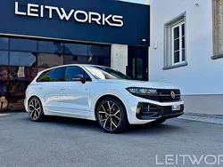 Weiß Gebraucht 2023 VW Touareg R-line SUV | 72.400 € (Fairer Preis)