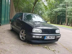Schwarz Gebraucht 1997 VW Golf III Kombi | 2.400 € (Fairer Preis)