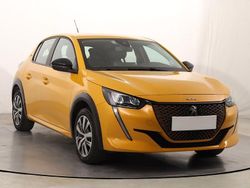 Gelb Gebraucht 2023 Peugeot e-208 Kleinwagen | 18.800 € (Guter Preis)
