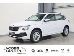 Weiß Neu 2025 Skoda Kamiq Selection SUV | 29.995 €