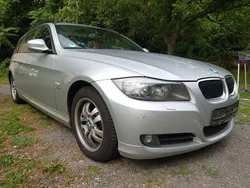 Silber Gebraucht 2009 BMW 320 Sport Line Kombi | 7.500 € (Etwas zu teuer)