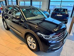 Schwarz Gebraucht 2022 VW Tiguan Elegance SUV | 25.900 € (Guter Preis)
