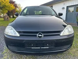 Schwarz Gebraucht 2002 Opel Corsa Kleinwagen | 1.200 € (Fairer Preis)