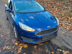 Blau Gebraucht 2025 Ford Focus Kleinwagen | 7.200 €