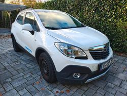 Weiß Gebraucht 2012 Opel Mokka Edition SUV | 7.800 € (Guter Preis)
