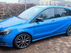 Blau Gebraucht 2014 Mercedes B180 Van / Kleinbus | 9.400 € (Guter Preis)