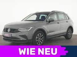 Mondsteingrau Gebraucht 2021 VW Tiguan Life SUV | 25.847 € (Superpreis)