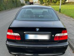 Schwarz Gebraucht 2003 BMW 320 Limousine | 3.499 € (Guter Preis)