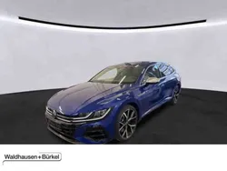 Lapiz blue (metallic) Gebraucht 2023 VW Arteon R Kombi | 42.750 € (Etwas zu teuer)