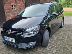 Schwarz Gebraucht 2011 VW Touran Comfortline Van / Kleinbus | 4.700 € (Fairer Preis)
