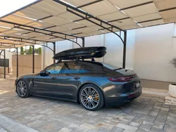 Schwarz Gebraucht 2017 Porsche Panamera 4S Limousine | 110.000 €