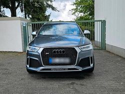 Grau Gebraucht 2016 Audi RS Q3 SUV | 26.990 €