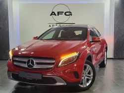 Rot Gebraucht 2014 Mercedes GLA250 SUV | 22.995 € (Etwas zu teuer)