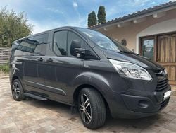 Grau Gebraucht 2015 Ford Tourneo Van / Kleinbus | 16.990 € (Fairer Preis)