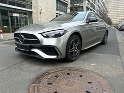 Grau Gebraucht 2023 Mercedes C300e AMG Limousine | 47.861 € (Fairer Preis)