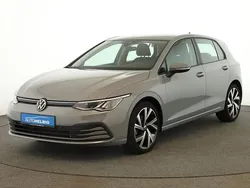 Mondsteingrau Gebraucht 2021 VW Golf Life SUV | 22.680 € (Teuer)