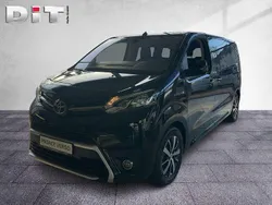 Graphitschwarz Gebraucht 2023 Toyota Proace Verso Team Kombi | 51.590 €