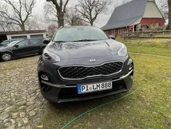 Grau Gebraucht 2019 Kia Sportage DREAM-TEAM Edition SUV | 17.900 € (Fairer Preis)