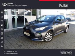 Grau Gebraucht 2022 Toyota Yaris Limousine | 16.900 € (Fairer Preis)
