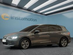 Grau Gebraucht 2025 VW Golf VIII Kleinwagen | 28.499 € (Fairer Preis)