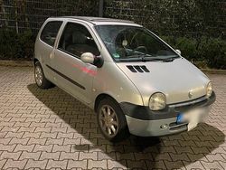 Silber Gebraucht 2007 Renault Twingo Kleinwagen | 1.300 € (Fairer Preis)