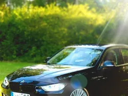 Schwarz Gebraucht 2014 BMW 330 Luxury Line Limousine | 16.000 € (Superpreis)
