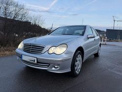 Silber Gebraucht 2006 Mercedes C200 Classic Limousine | 4.500 € (Etwas zu teuer)