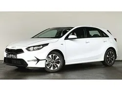Neu 2025 Kia Ceed Limousine | 19.970 € (Guter Preis)