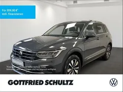 Grau Gebraucht 2024 VW Tiguan Move SUV | 33.990 € (Guter Preis)