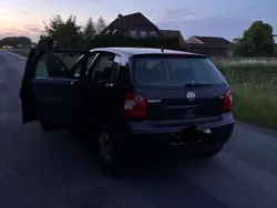 Schwarz Gebraucht 2002 VW Polo Basis Kleinwagen | 900 € (Fairer Preis)