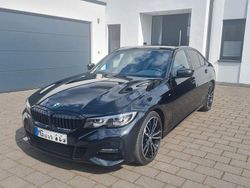 Schwarz Gebraucht 2020 BMW 330 M Sport Limousine | 34.100 € (Fairer Preis)