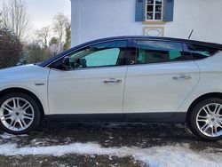 Weiß Gebraucht 2010 Lancia Delta Kleinwagen | 4.200 € (Etwas zu teuer)