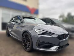 Grau metallic Gebraucht 2024 Cupra Leon VZ | 35.520 € (Superpreis)