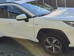 Weiß Gebraucht 2024 Toyota RAV4 Hybrid Comfort SUV | 43.888 € (Guter Preis)