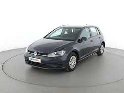 Grau Gebraucht 2018 VW Golf VII Trendline Limousine | 15.290 € (Fairer Preis)