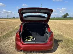 Rot Gebraucht 2018 BMW 225 Advantage Van / Kleinbus | 13.000 € (Guter Preis)