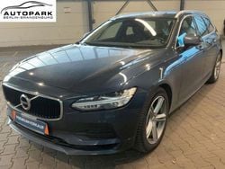 Blau Gebraucht 2019 Volvo V90 Momentum Kombi | 20.790 € (Guter Preis)