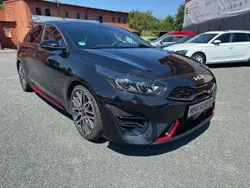 (1k) zilinaschwarz met. Gebraucht 2022 Kia ProCeed GT Kleinwagen | 27.499 € (Fairer Preis)