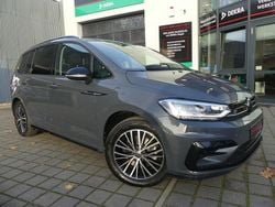 Grau Gebraucht 2025 VW Touran R-line Van / Kleinbus | 35.600 € (Guter Preis)