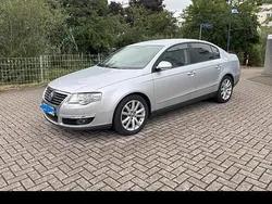 Silber Gebraucht 2007 VW Passat Limousine | 2.500 € (Fairer Preis)