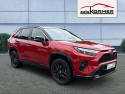 Karminarot metallic/tiefschwar Gebraucht 2023 Toyota RAV4 Hybrid Sport SUV | 41.880 € (Etwas zu teuer)