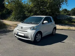 Weiß Gebraucht 2009 Toyota iQ Kleinwagen | 5.899 € (Guter Preis)