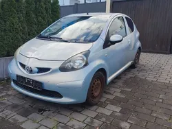 Grau Gebraucht 2006 Toyota Aygo Kleinwagen | 999 € (Guter Preis)