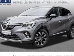Zweifarbig: stahlgr (grau) Gebraucht 2024 Renault Captur Techno SUV | 18.888 € (Fairer Preis)
