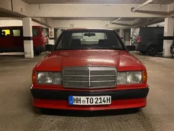 Rot Gebraucht 1986 Mercedes 190 Limousine | 8.750 €