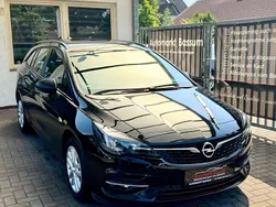 Schwarz Gebraucht 2022 Opel Astra Edition Kombi | 14.399 € (Guter Preis)
